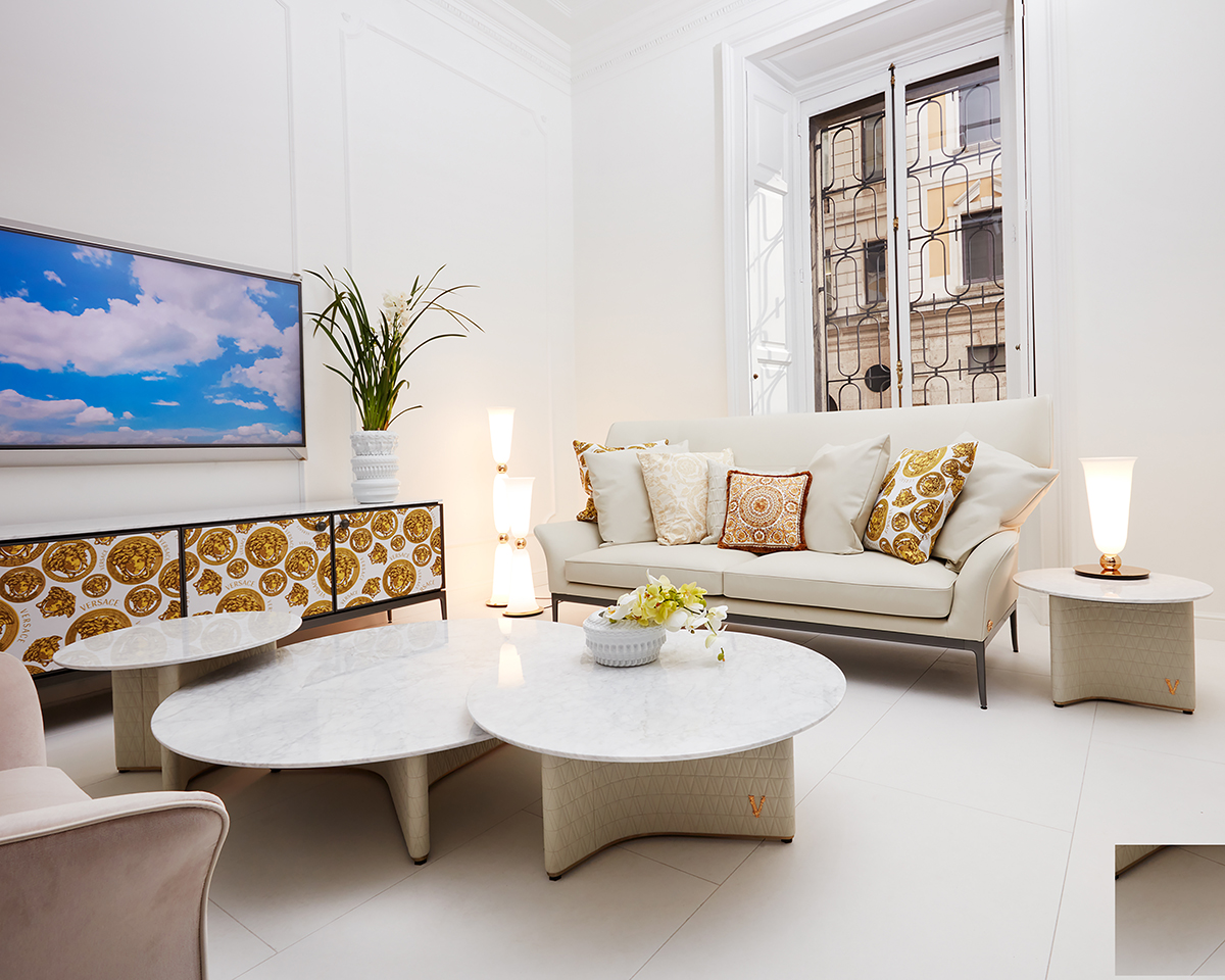 гостиная в стиле версаче
