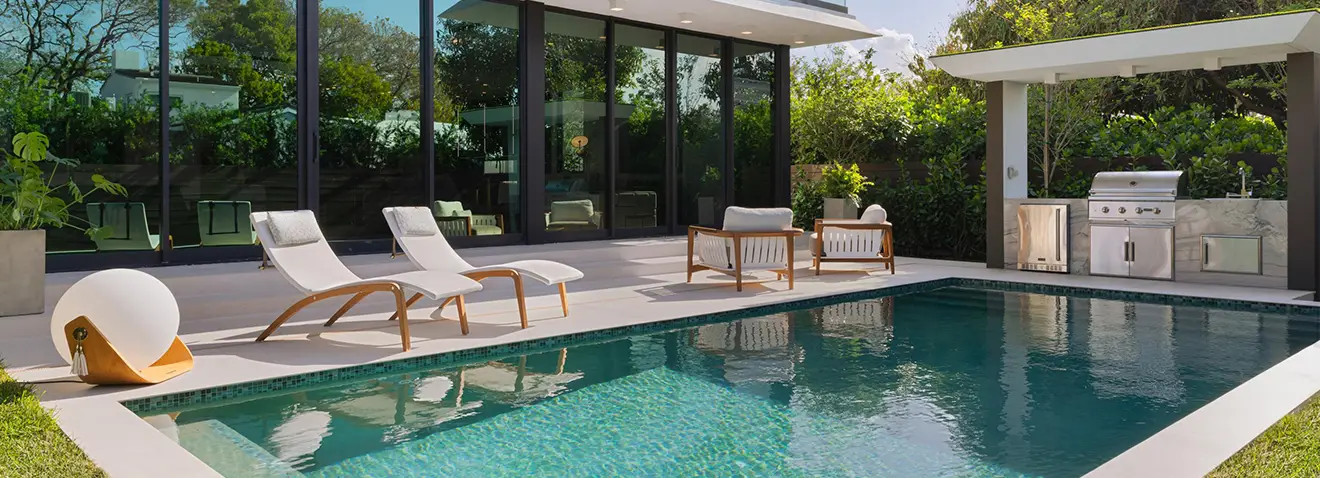 Visionnaire: Villa Jacaranda в Майами