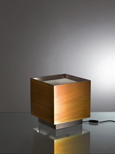 Настольная лампа Light Cube MA 25