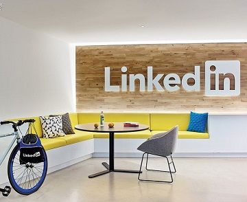 Все оттенки серого в офисе LinkedIn