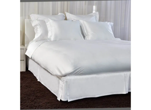 Комплект постельного белья RAFFAELLO цвет IVORY Пододеяльник 155x200 см - 2 шт Наволочки 50x75 см - 2 шт Простыня 270x290 см,