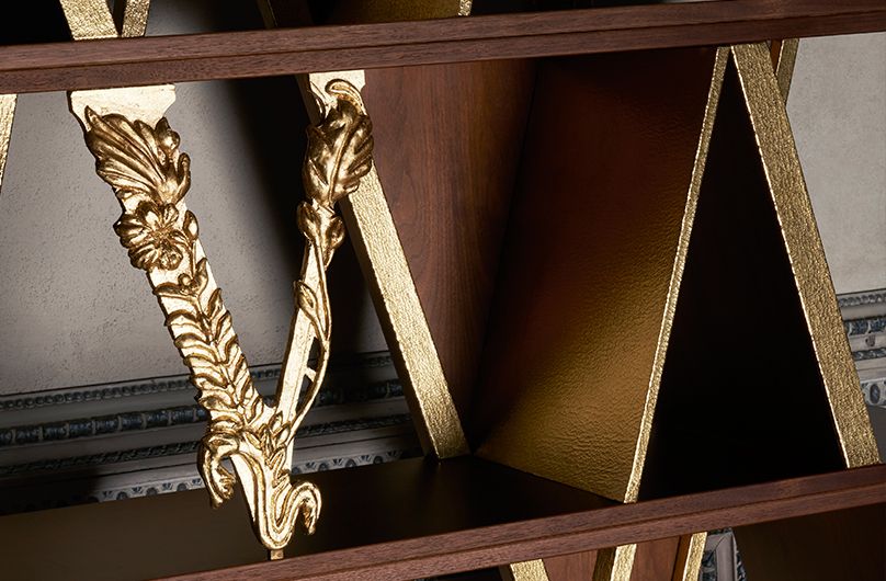 Virtus: интерьер от Versace