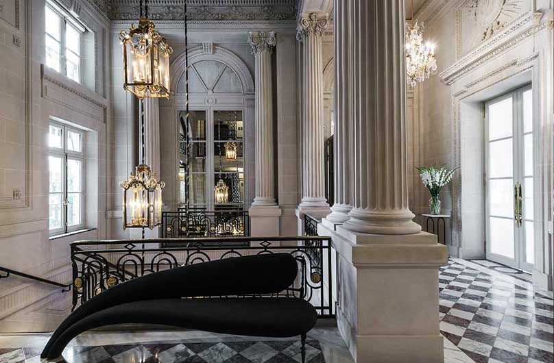 Hôtel de Crillon: реинтерпретация и идентичность 