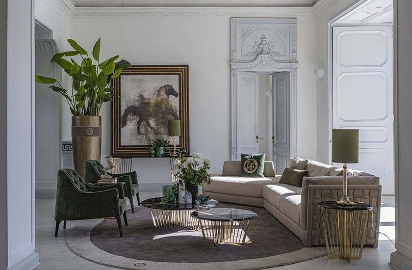 Безупречный баланс Vittoria Frigerio: такие разные гостиные