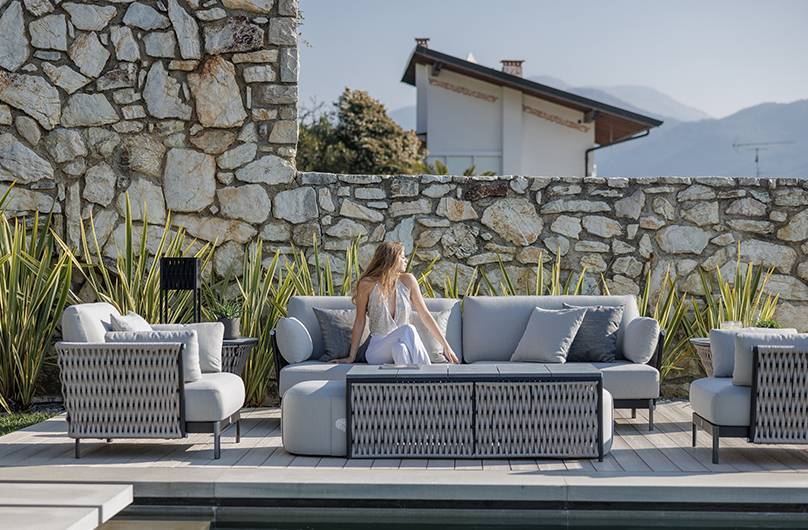 Новая коллекция Giorgio Collection: outdoor-гостиные Oasi на любой вкус