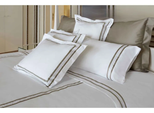 Комплект постельного белья STRESA цвет PEARL/LEAD GREY Пододеяльник 240x220 см Наволочки 50x75 см - 2 шт Простыня 270x290 см