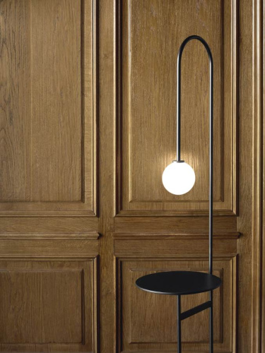 Напольный светильник со столиком Light with a table