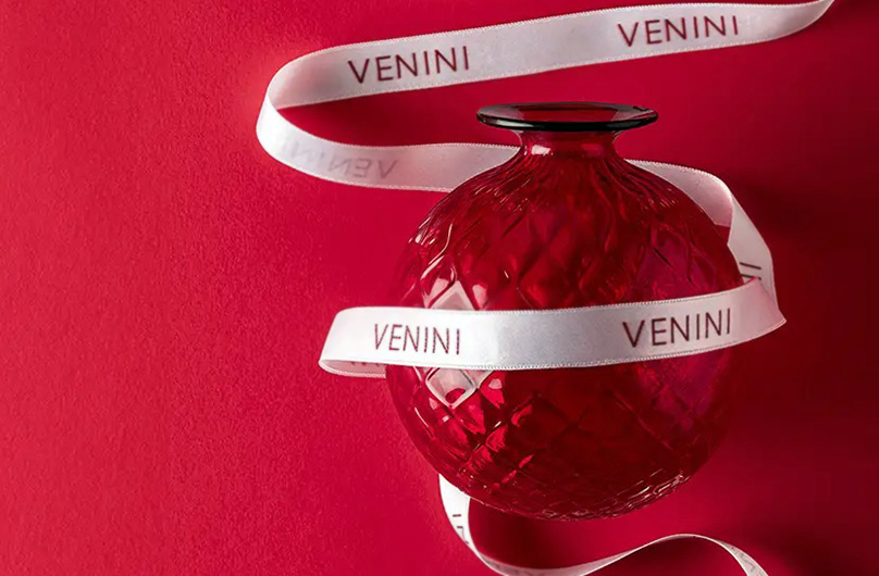 Новогодний красный от Venini