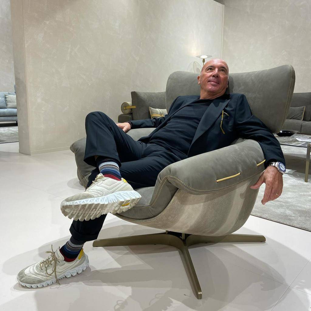 Interview_s_italianskom_dizainerom_Giuseppe_Vigano_casariccaexpo_3.jpg