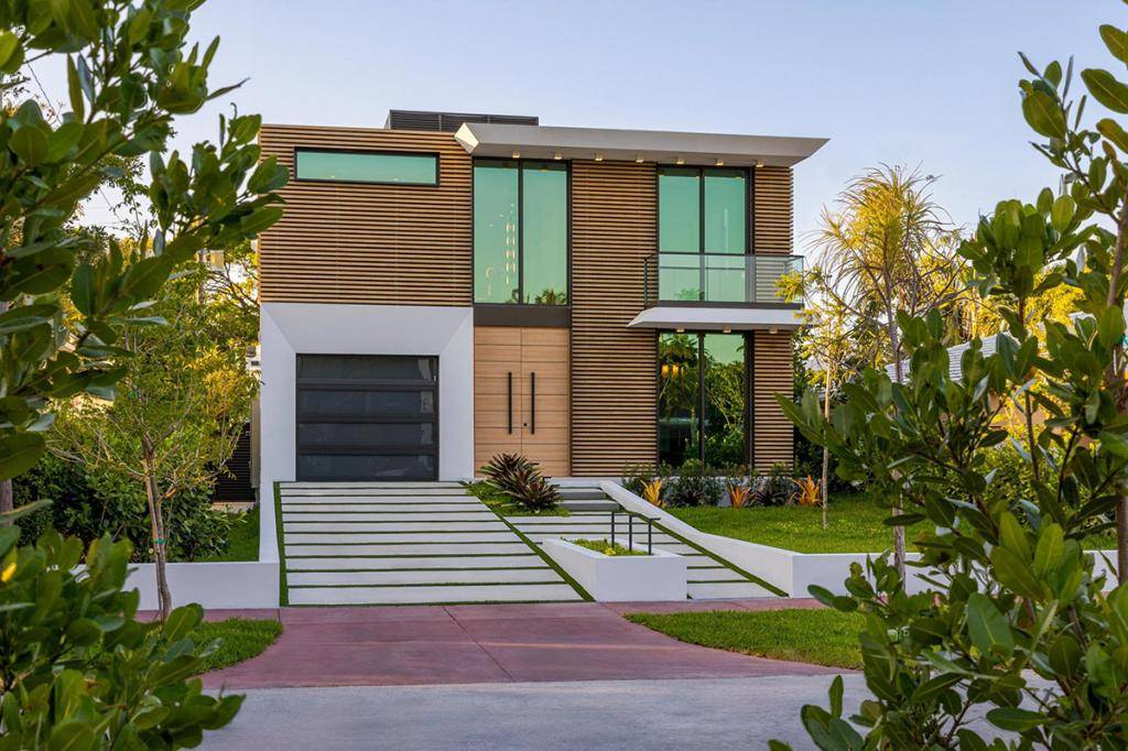Villa_Jacarda_Miami_interier_visionnaire_casariccaexpo_1.jpg