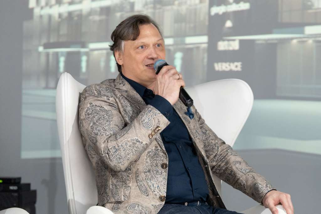 05.jpg