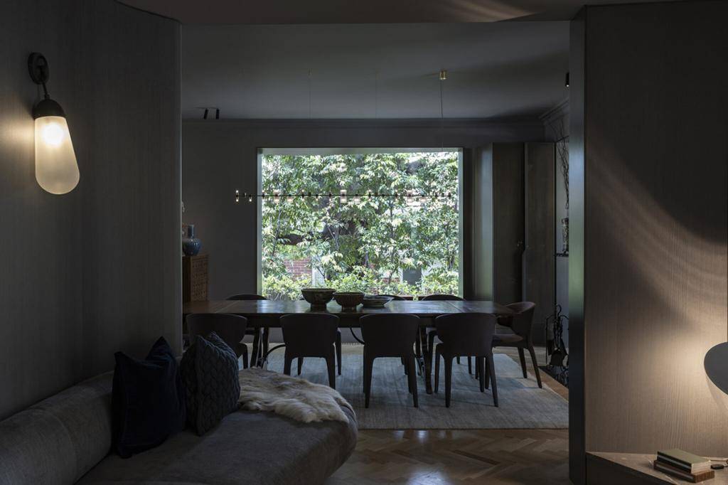 Temnii_interier_design_casariccaexpo_4.jpg