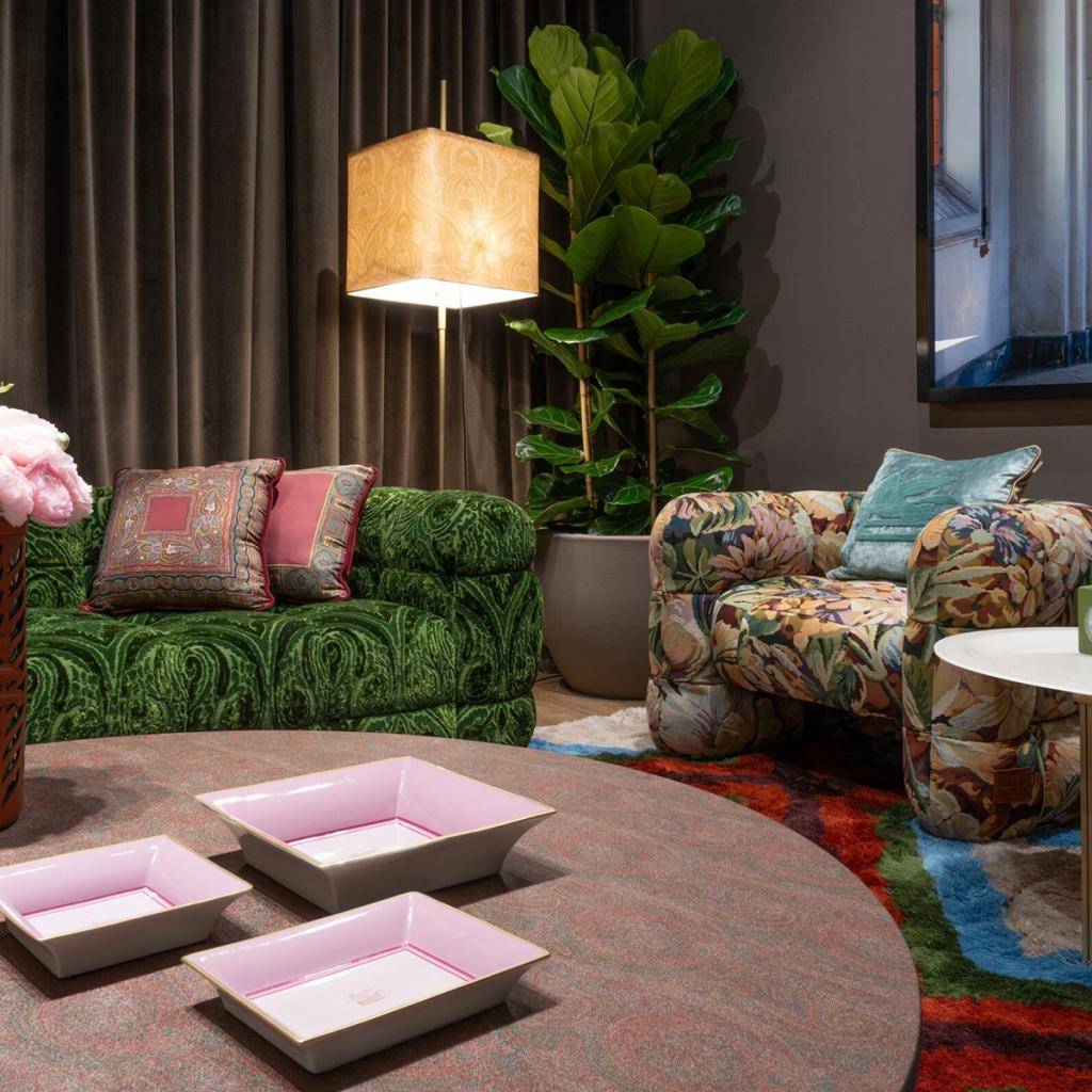 Novinki_ETRO_Home_Interiors_2024_italianski_design_casariccaexpo_28.jpg