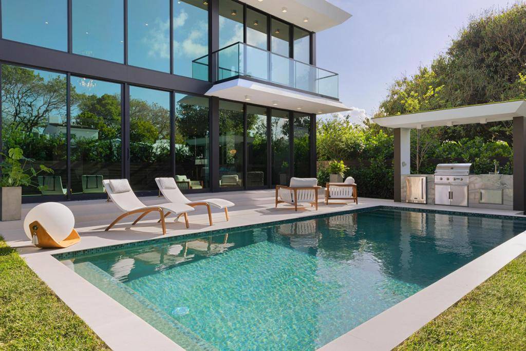 Villa_Jacarda_Miami_interier_visionnaire_casariccaexpo_2.jpg