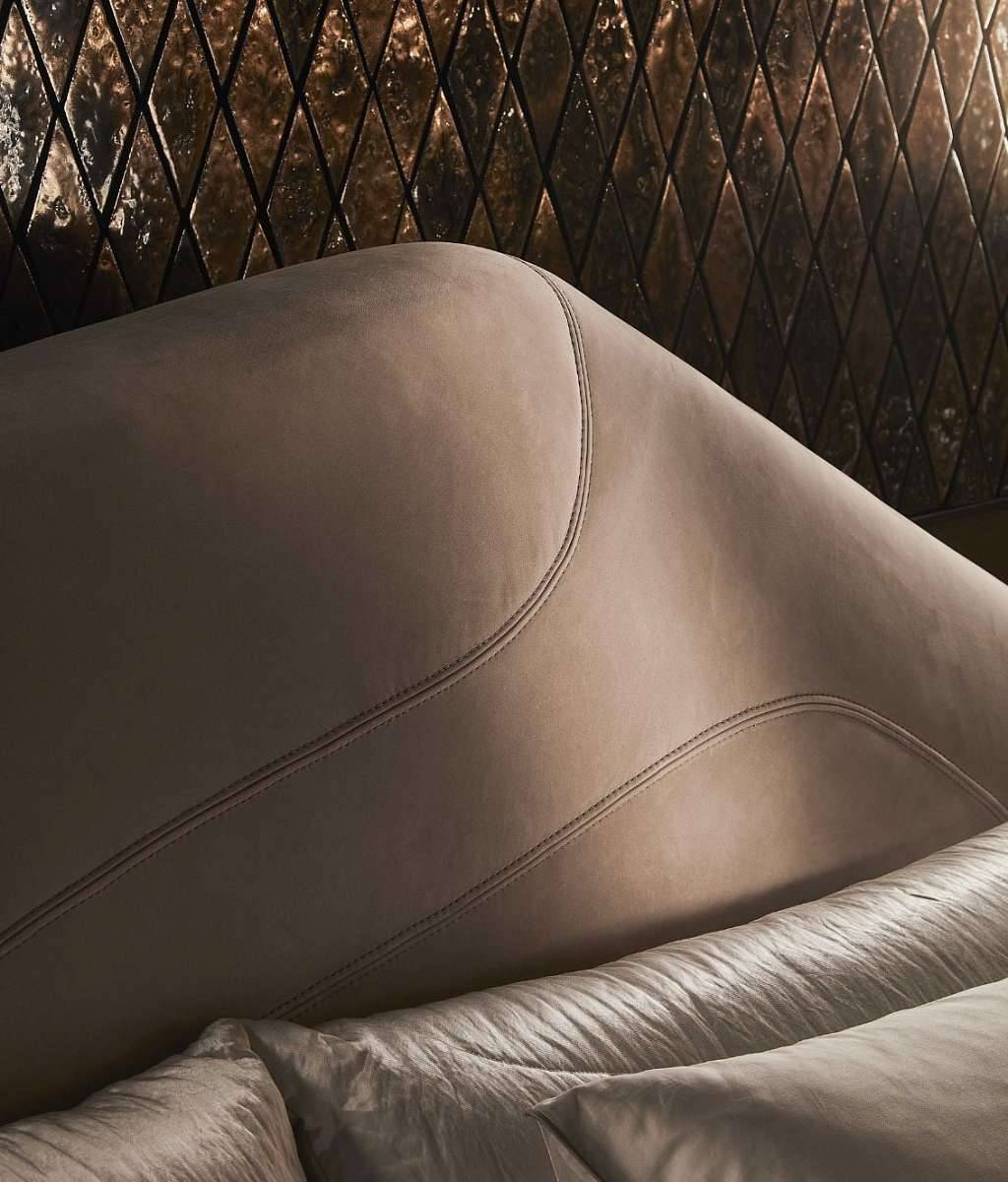 Visionnaire_Neolito_Bold_Bedroom_Gallery_slider_PDP_1_446fe780dd.jpeg