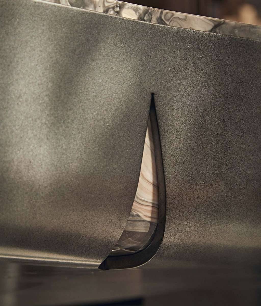 Visionnaire_Catskill_Table_Rare_Matter1_5805c33b8e.jpeg