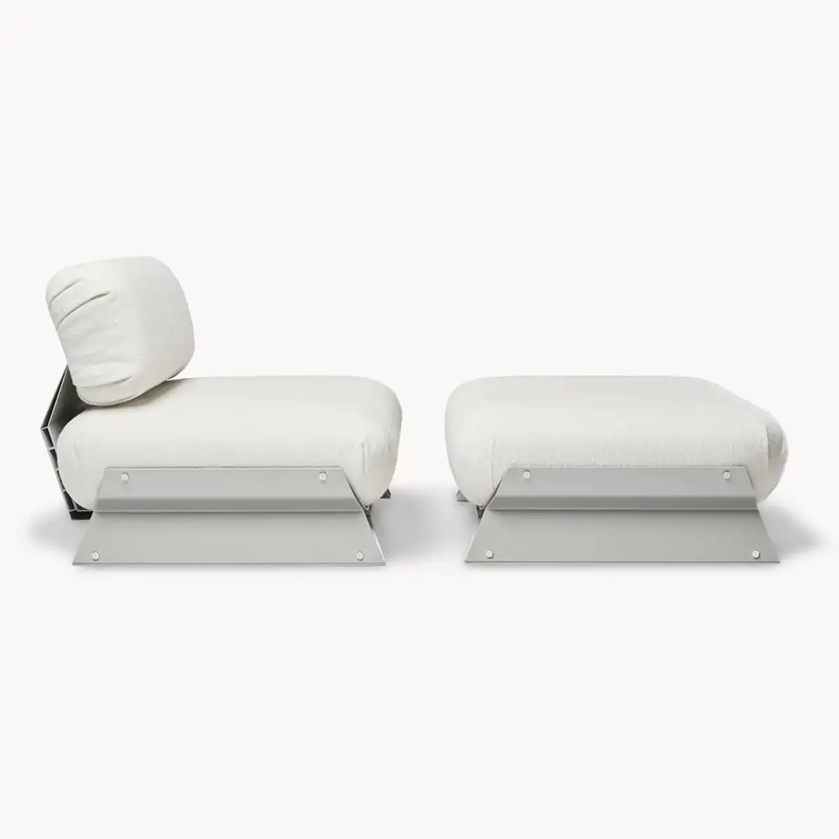 Visionnaire_Carter_Armchair_2308_7dabc73968.webp