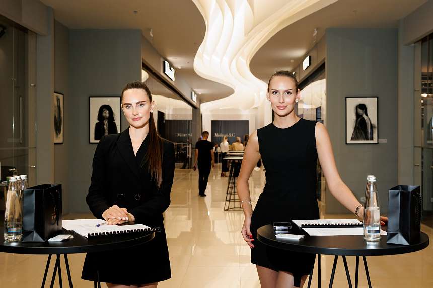 В Casa Ricca Expo состоялось открытие флагманского салона Molteni&C 