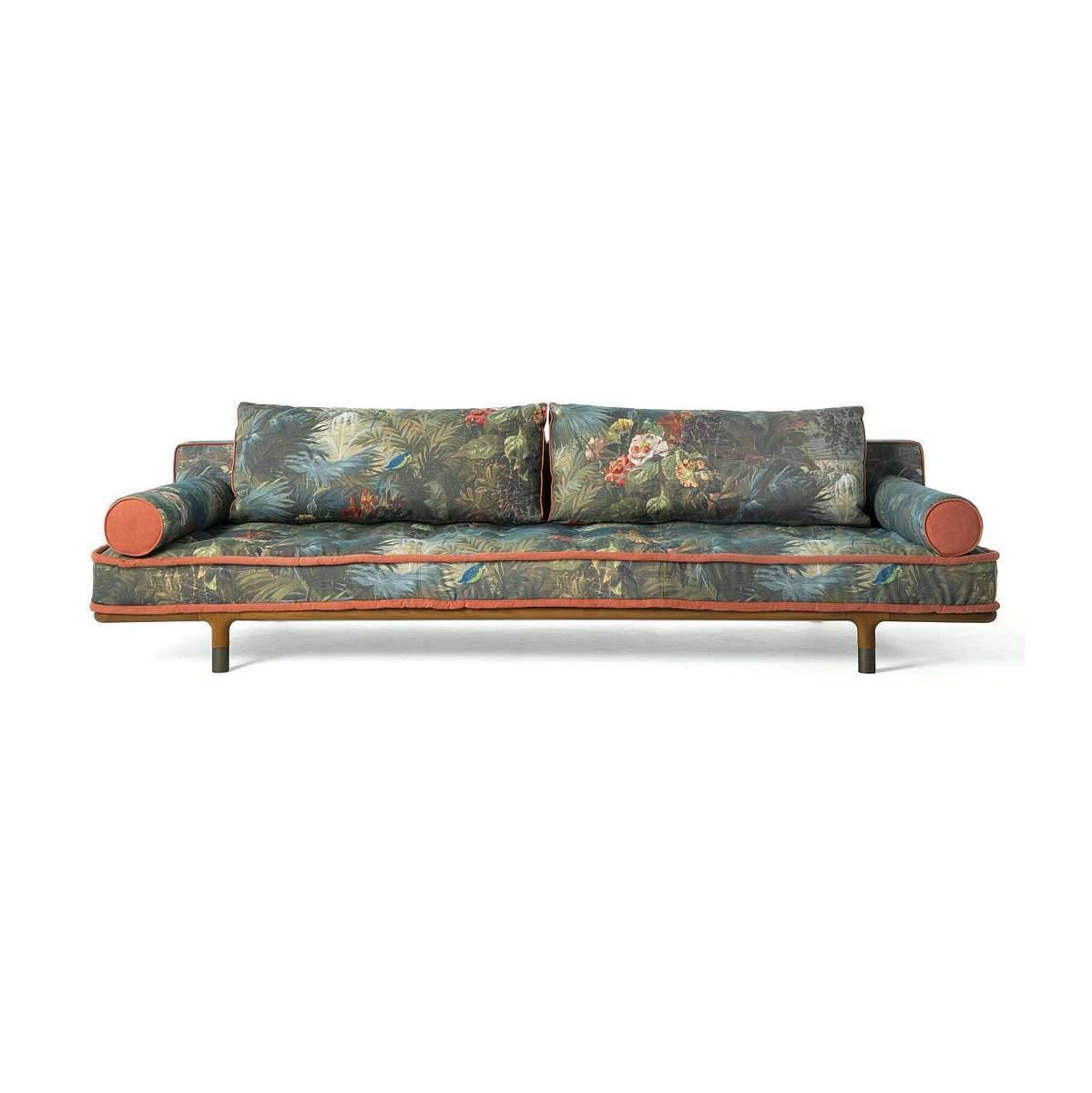 ETRO-HOME-INTERIORS_WOODSTOCK_sofa_cover-frontale_outdoor_2022_2022-09-26-122755_lgpw.jpg