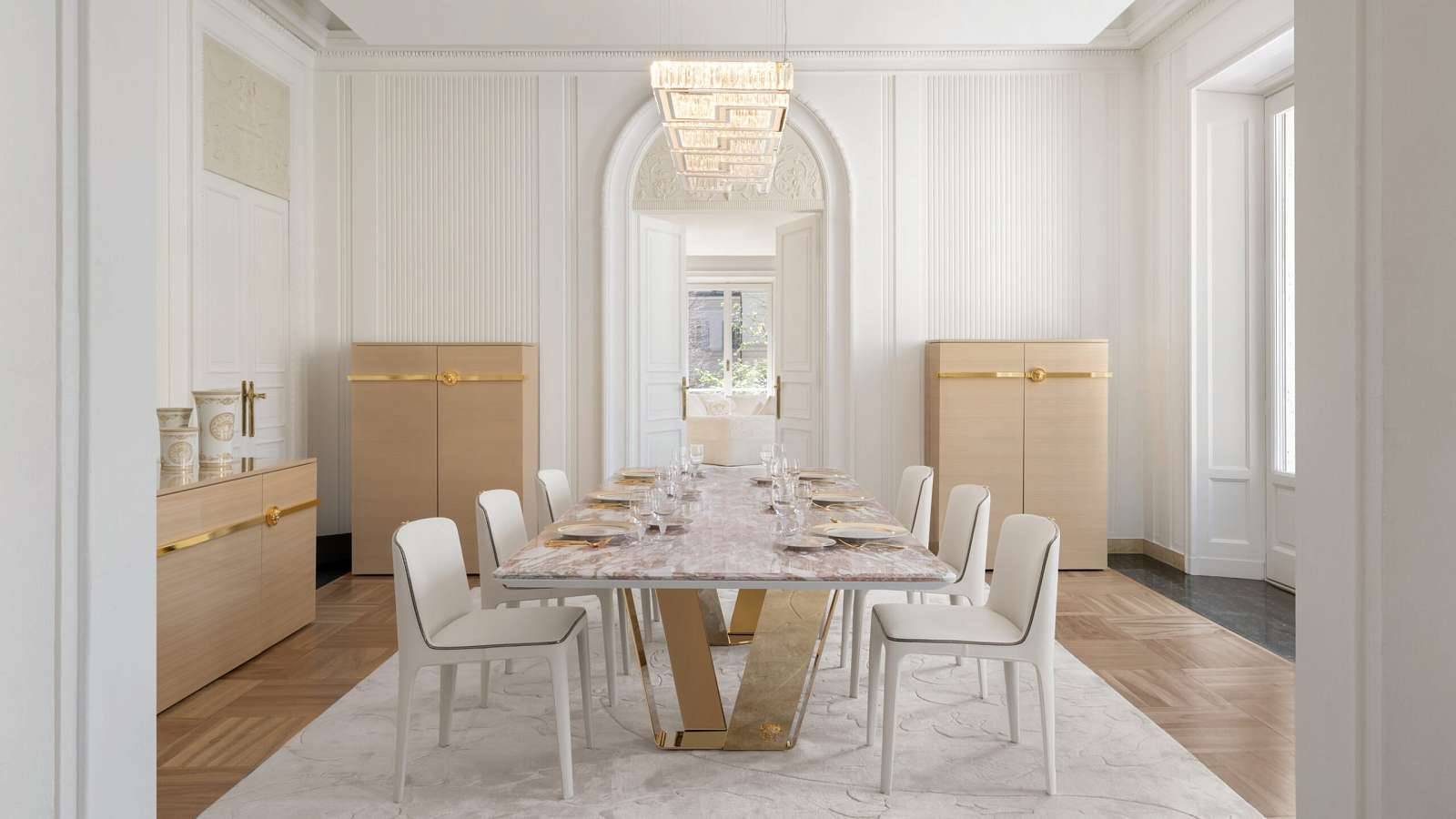 Versace-Home_Palazzo-Versace-Installation_La-Medusa-dining-table-scaled.jpg