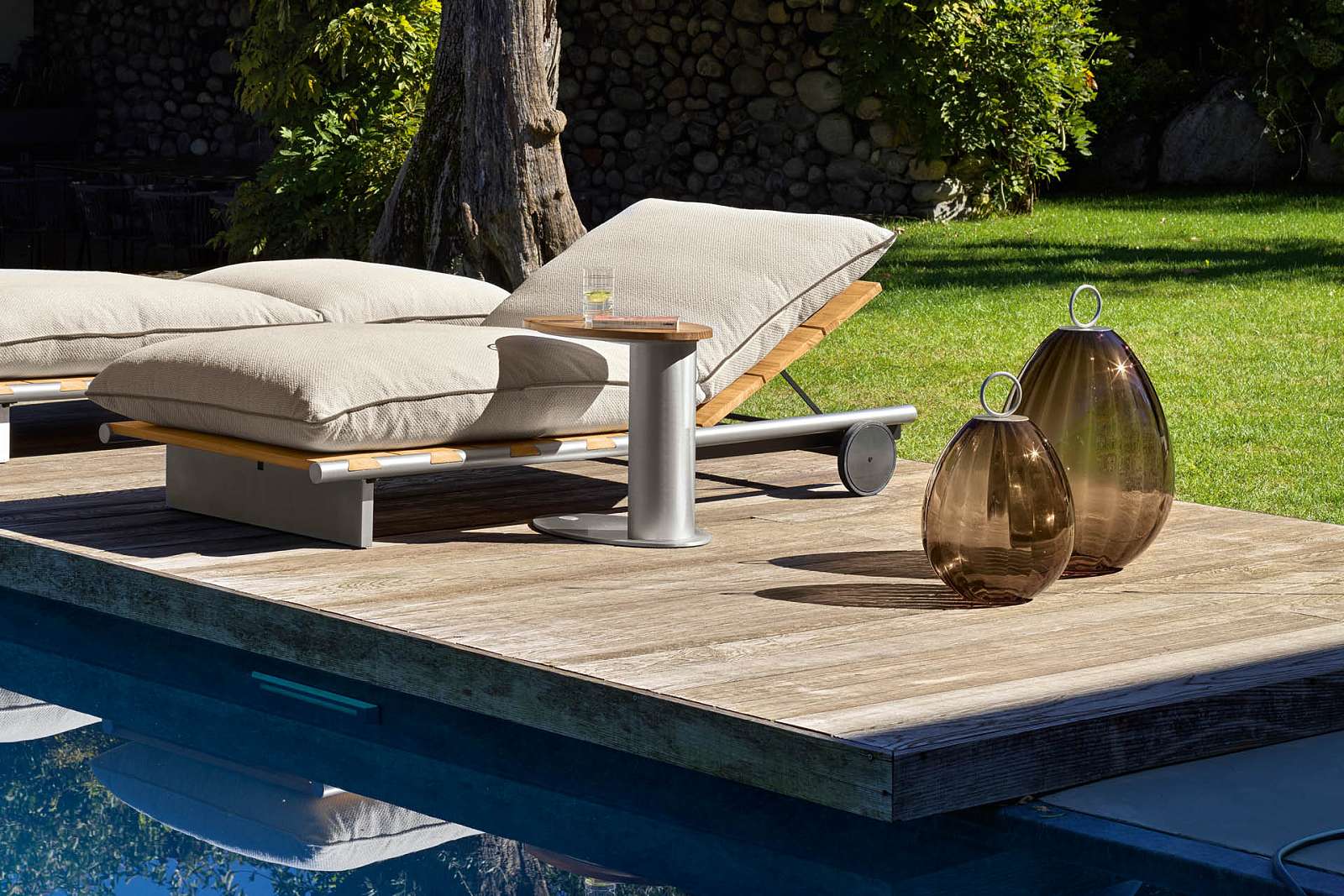outdoor_Nomad_lamp6.jpg