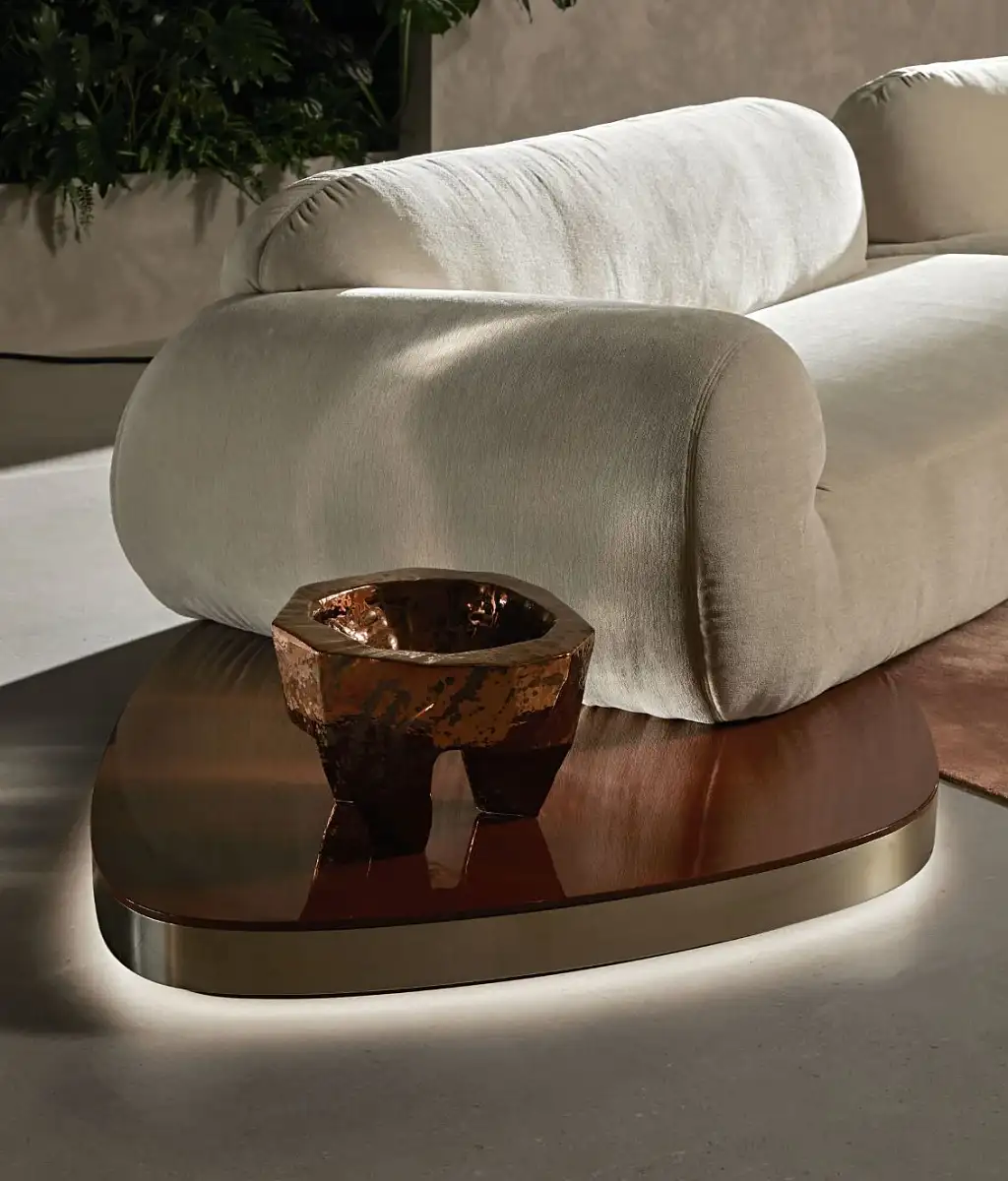 Visionnaire_Baton_Rouge_Sofa_Website5_70dc893197.webp
