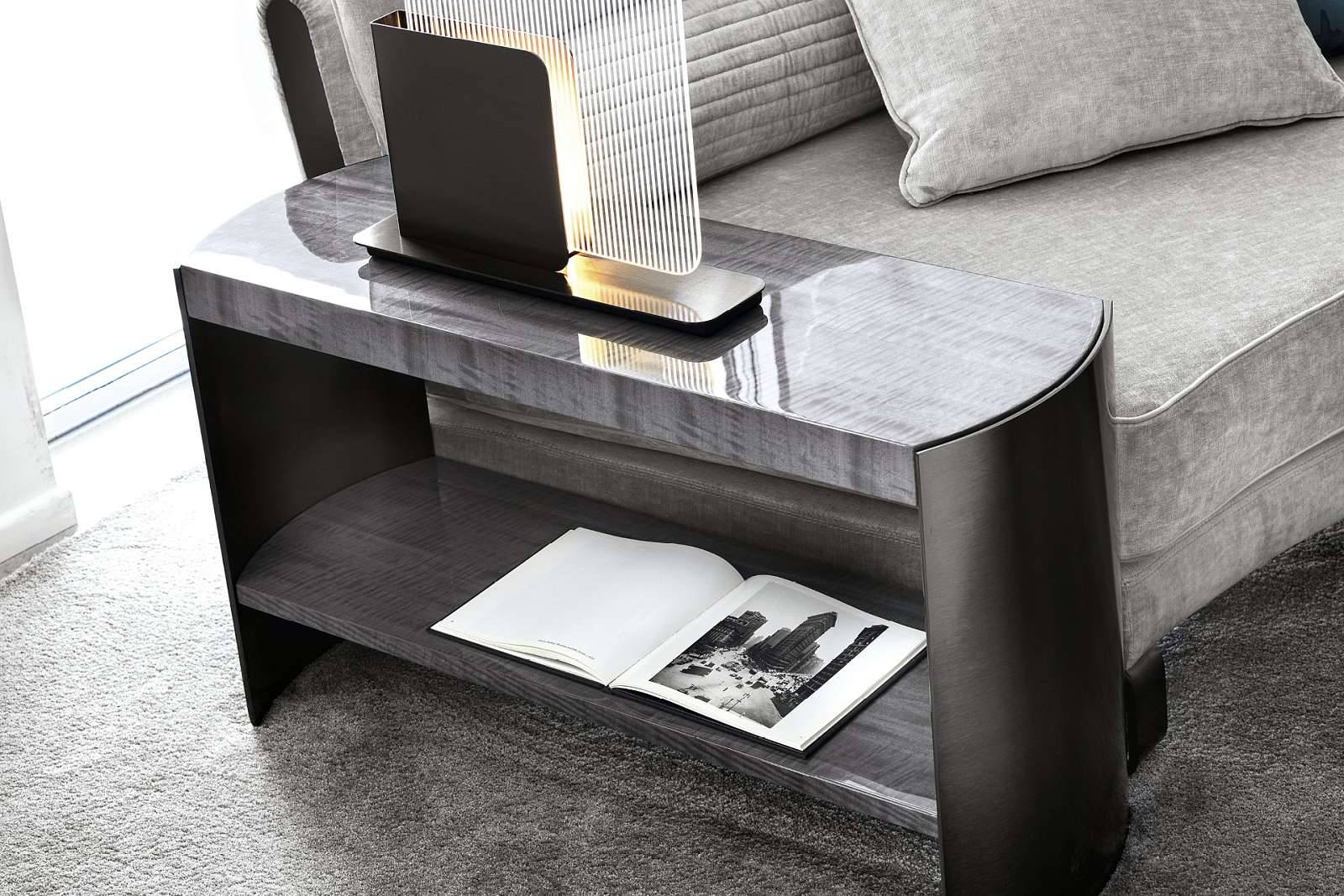 End_sofa_table3.jpg