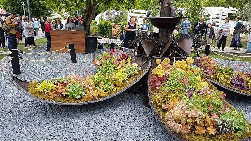 Garden tours 