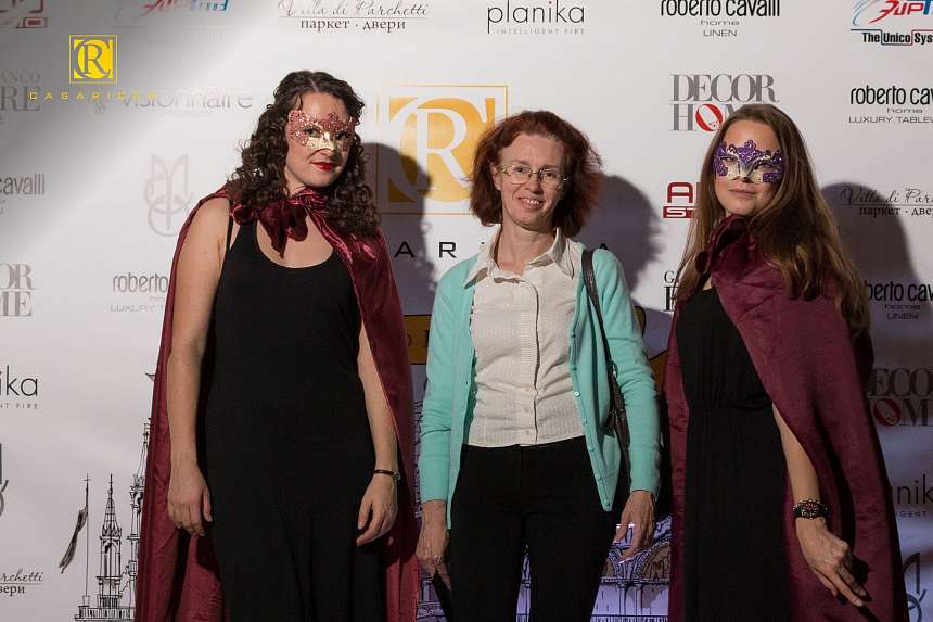 Премьера Легенды о Богатом Доме