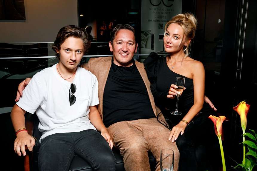 LUXURY ROAD CASA RICCA EXPO