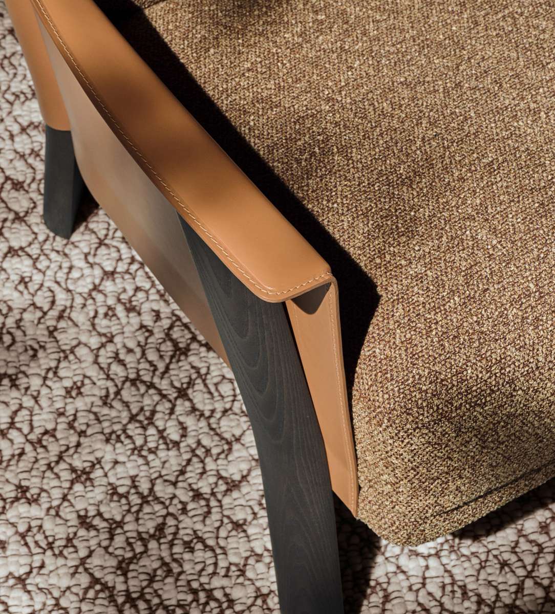 Armand_Armchair_06.jpg
