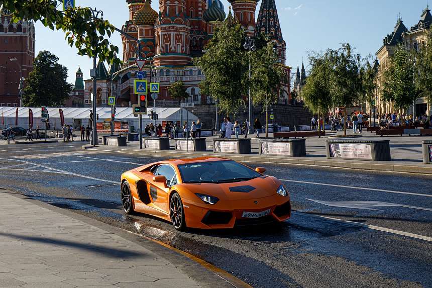 LUXURY ROAD CASA RICCA EXPO