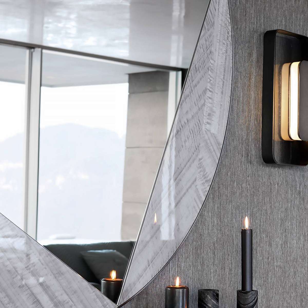 04-03-23_10293 gen e dett specchio zoom.jpg