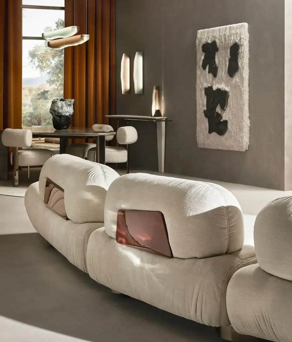 Visionnaire_Baton_Rouge_Sofa_Website3_6b643506bb.webp