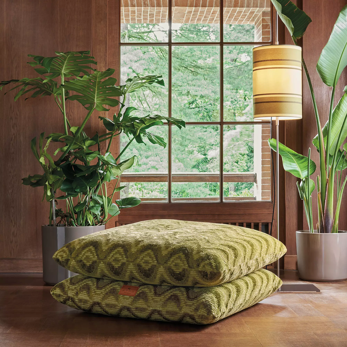 9351-EHI_2023_diving-into-patterns_pouf.jpg