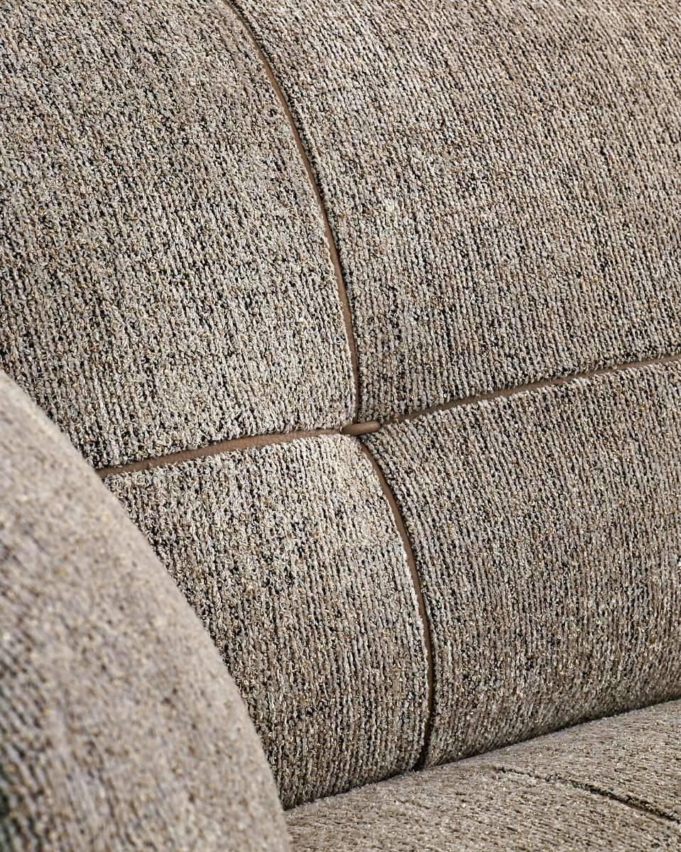 Gamma_Sofas_Space_Gallery - 01.26037430.jpg