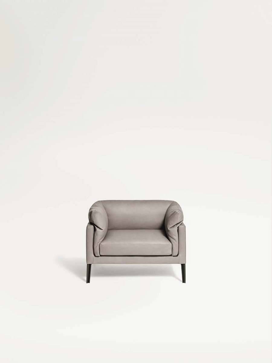 Living-Divani-Next-2019-056-floyd-hi-armchair-still.jpg