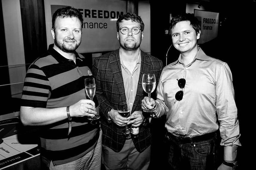 LUXURY ROAD CASA RICCA EXPO