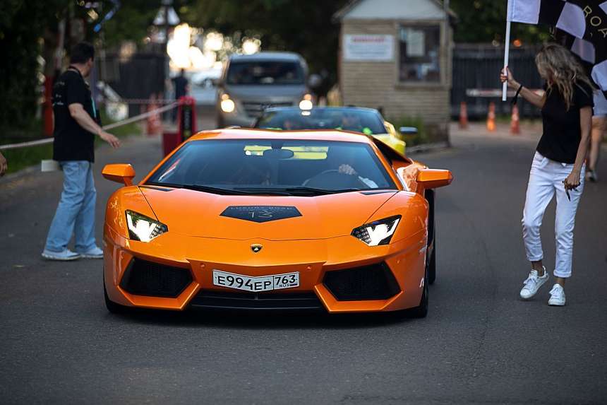 LUXURY ROAD CASA RICCA EXPO