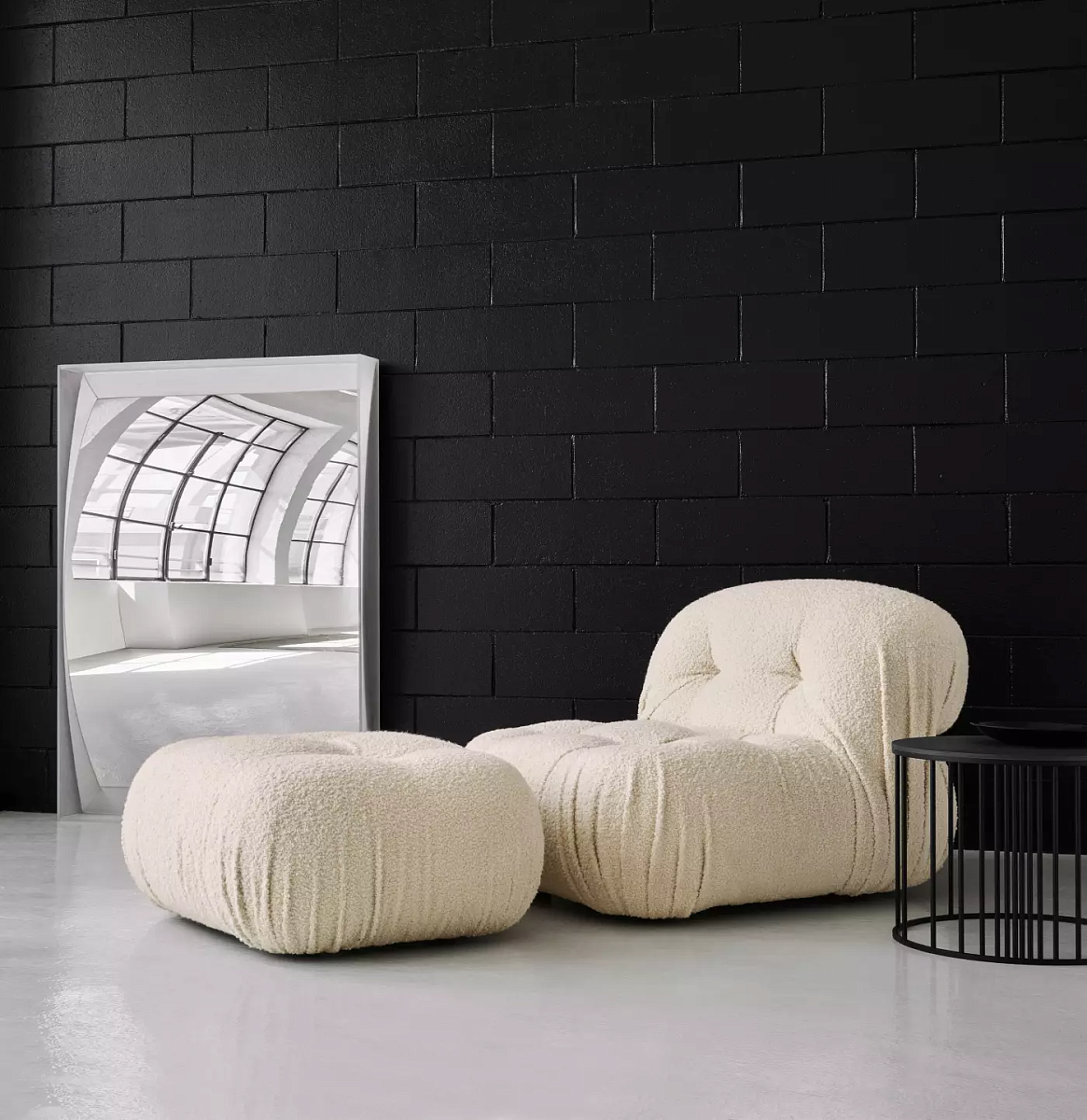 8843-GFH_Frames_BromptonArmchair_01.jpg