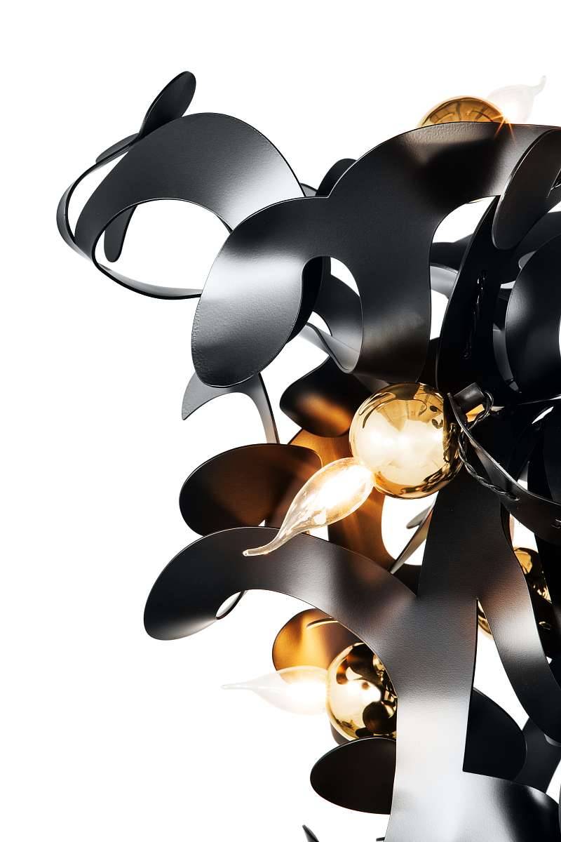 brandvanegmond_kelp_conical-chandelier-80_black-matt-an-dcopper-light-globes_product-close-up-_white-background-01.jpg