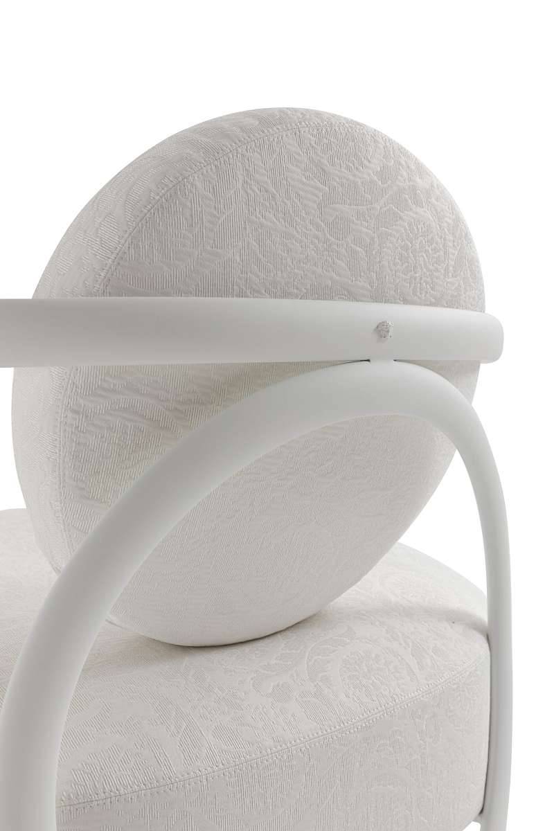 Versace-Home-La-Medusa-Round-Out-armchair_detail-02-scaled.jpg