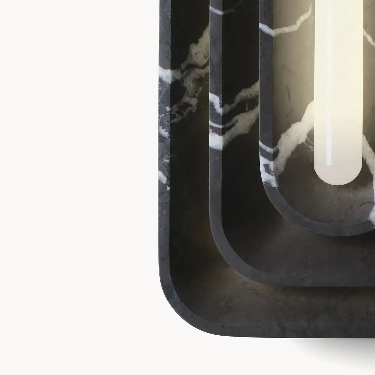 Visionnaire_Sfogliatella_Wall_lamp_0587_3de20b21bb.webp