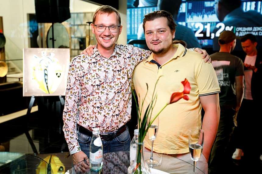 LUXURY ROAD CASA RICCA EXPO