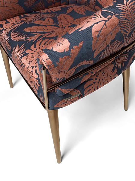 2020-Aminta_chair_05.jpg