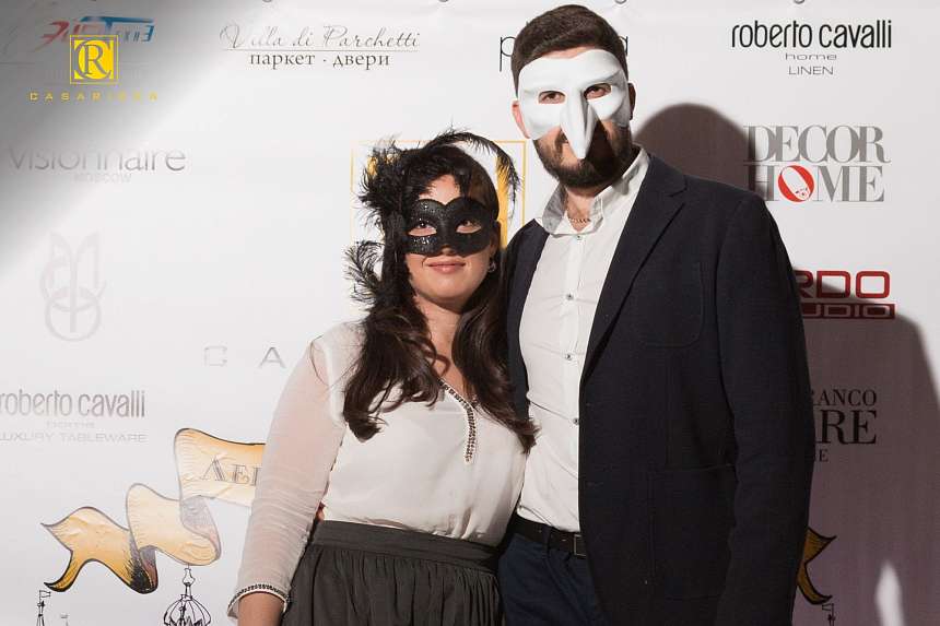 Премьера Легенды о Богатом Доме