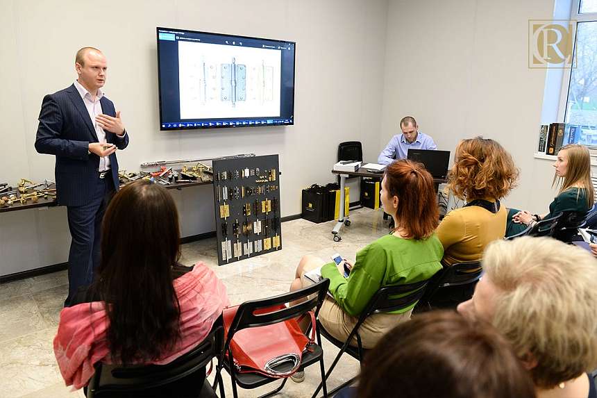 Businnes Talk cо Станиславом Полтевым