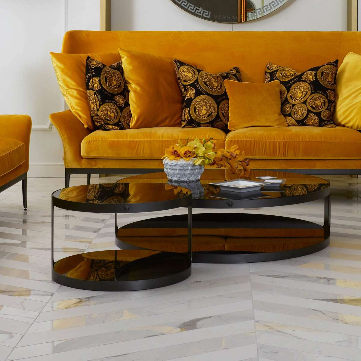 VE Stiletto sofa 2.jpg