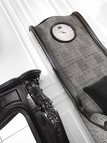 BIG-BEN-armchair-with-clock.jpg
