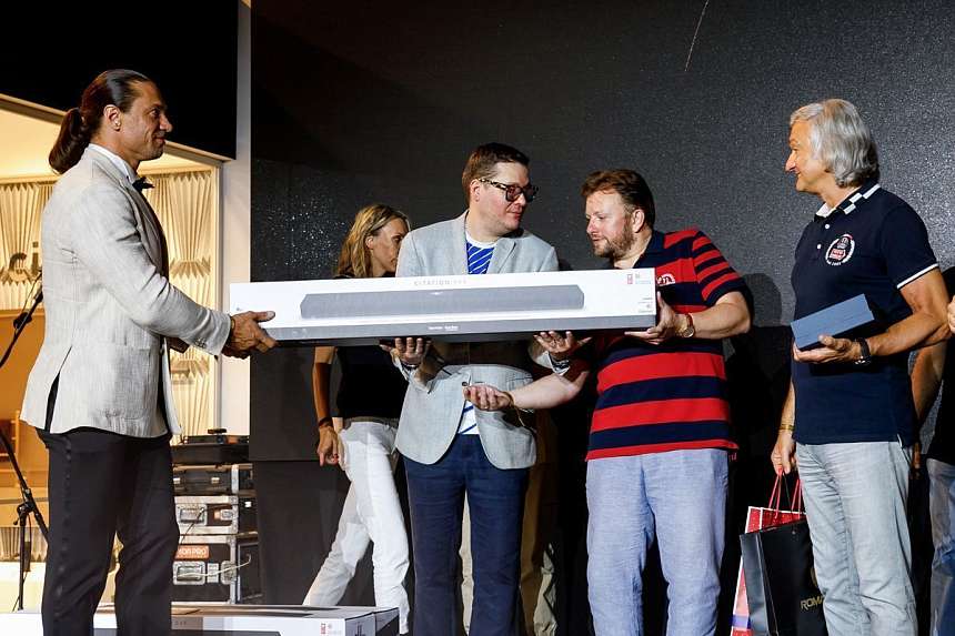 LUXURY ROAD CASA RICCA EXPO